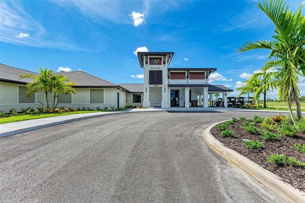 На продажу: $65,000 (0.55 acres)