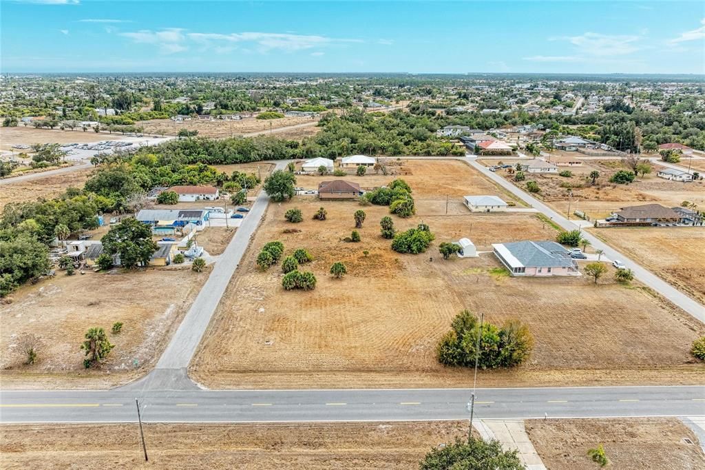 На продажу: $65,000 (0.55 acres)