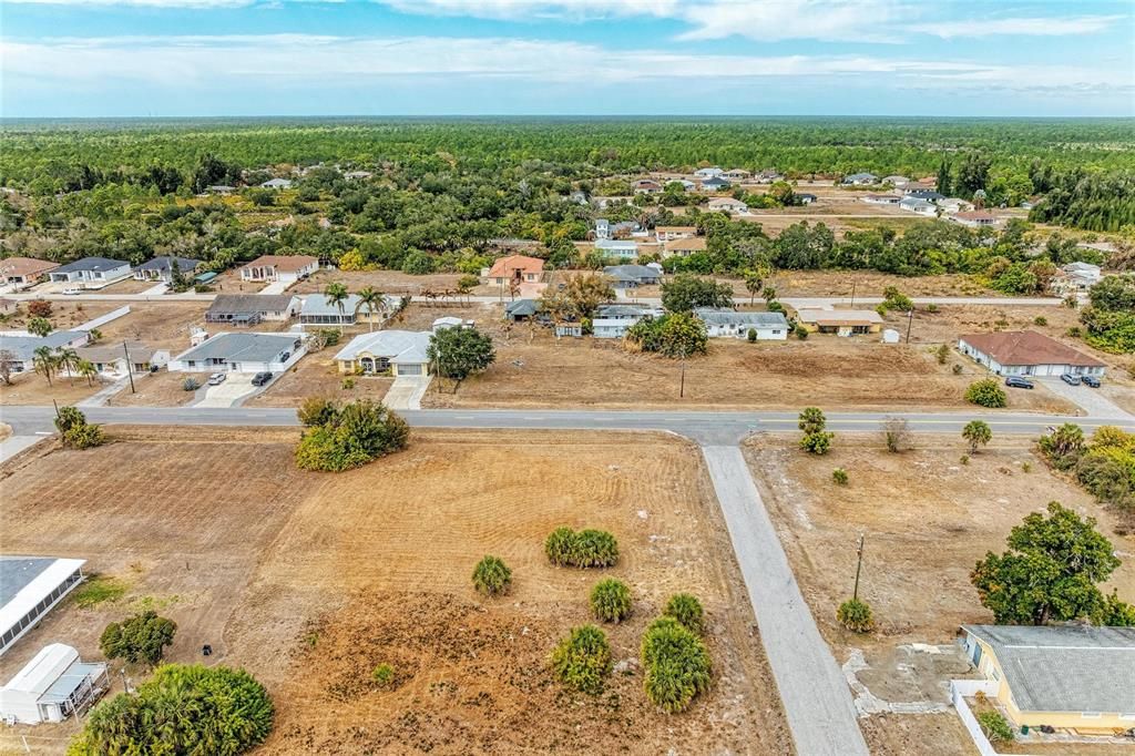 На продажу: $65,000 (0.55 acres)