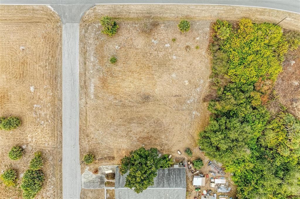 На продажу: $65,000 (0.55 acres)