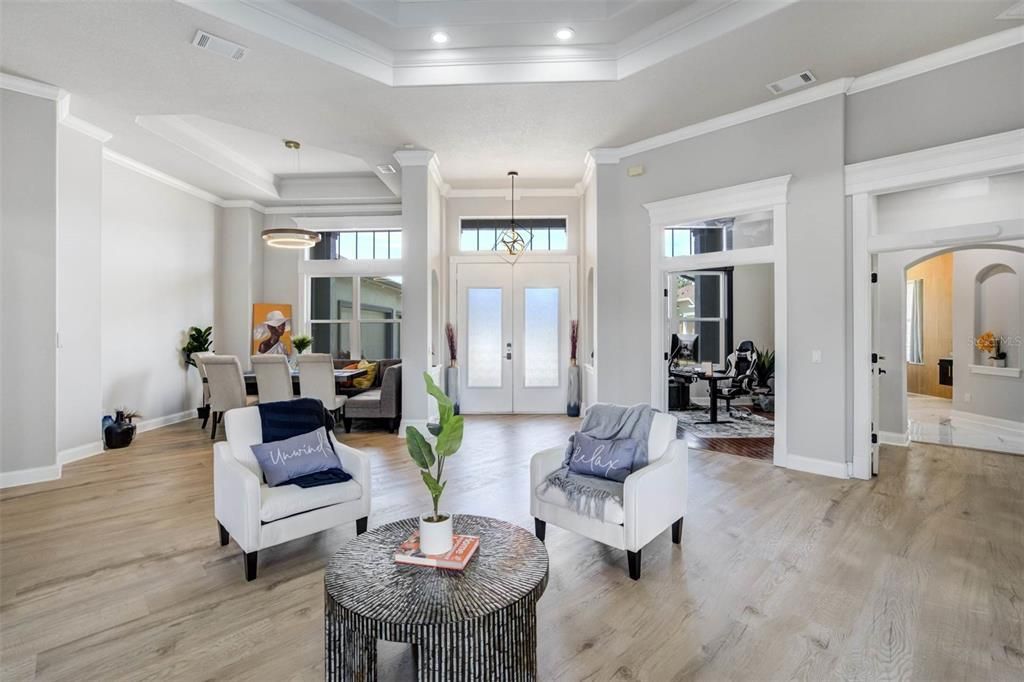 For Sale: $885,000 (3 beds, 3 baths, 3400 Square Feet)