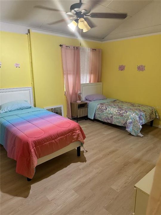 En Venta: $495,000 (5 camas, 0 baños, 2036 Pies cuadrados)