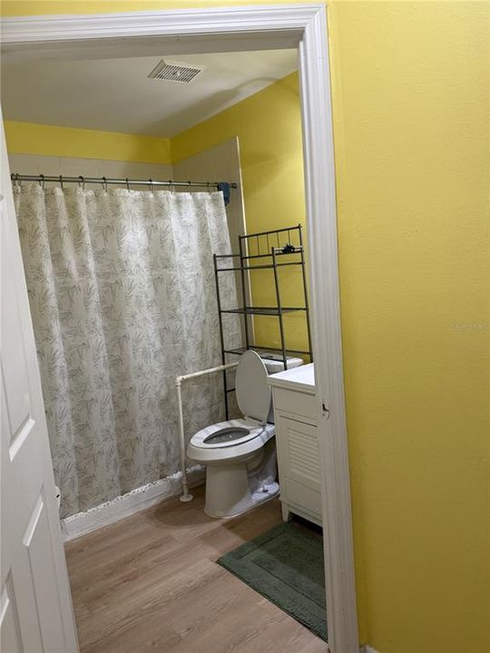En Venta: $495,000 (5 camas, 0 baños, 2036 Pies cuadrados)
