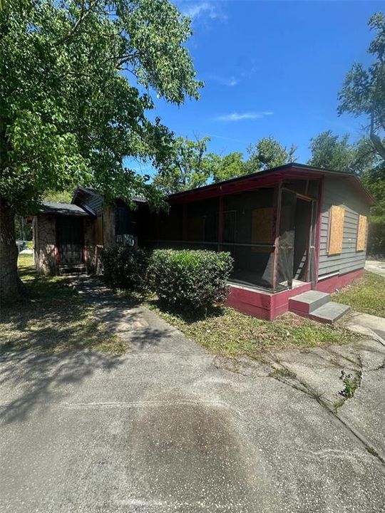 For Sale: $82,990 (3 beds, 1 baths, 1564 Square Feet)
