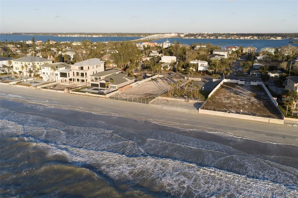 En Venta: $5,500,000 (0.48 acres)