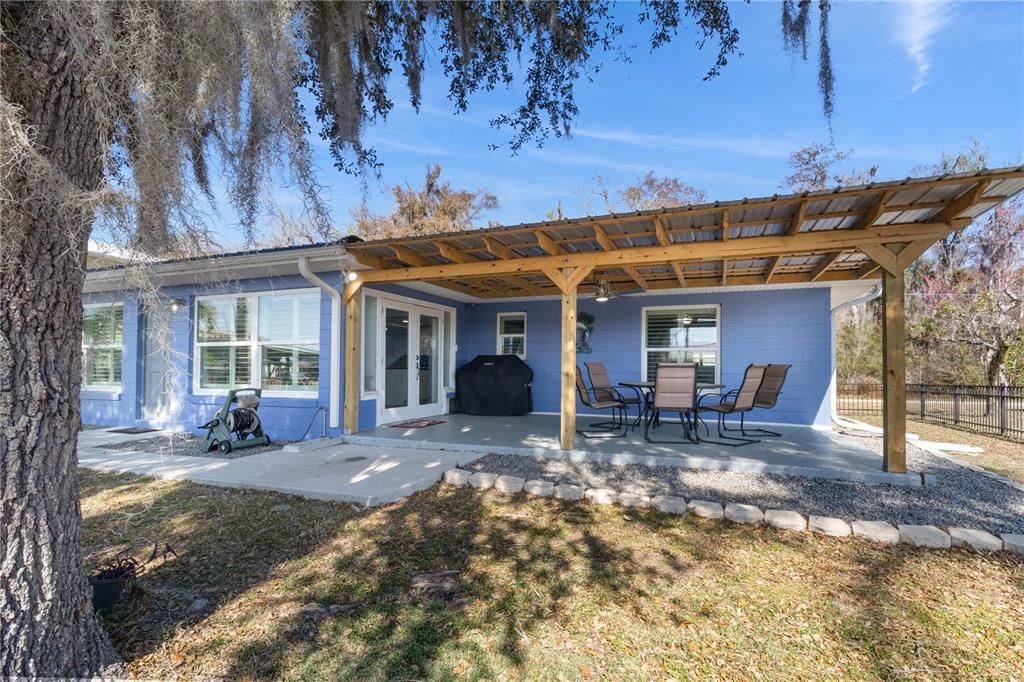 En Venta: $875,000 (2 camas, 2 baños, 1838 Pies cuadrados)