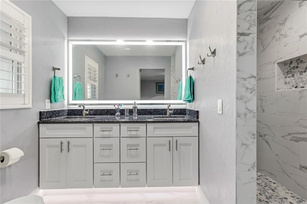En Venta: $875,000 (2 camas, 2 baños, 1838 Pies cuadrados)