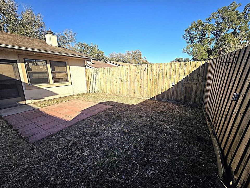 Activo con contrato: $199,900 (2 camas, 2 baños, 1180 Pies cuadrados)