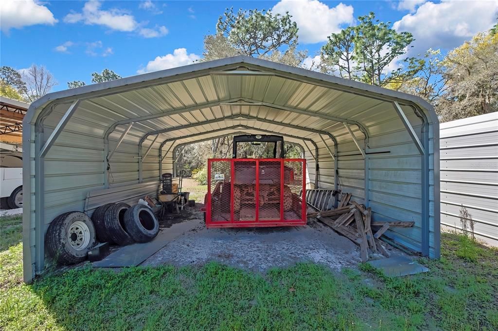 For Sale: $199,000 (2 beds, 2 baths, 840 Square Feet)