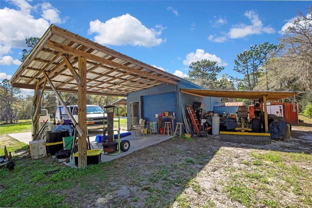 For Sale: $199,000 (2 beds, 2 baths, 840 Square Feet)