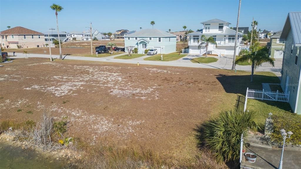 For Sale: $59,900 (0.17 acres)