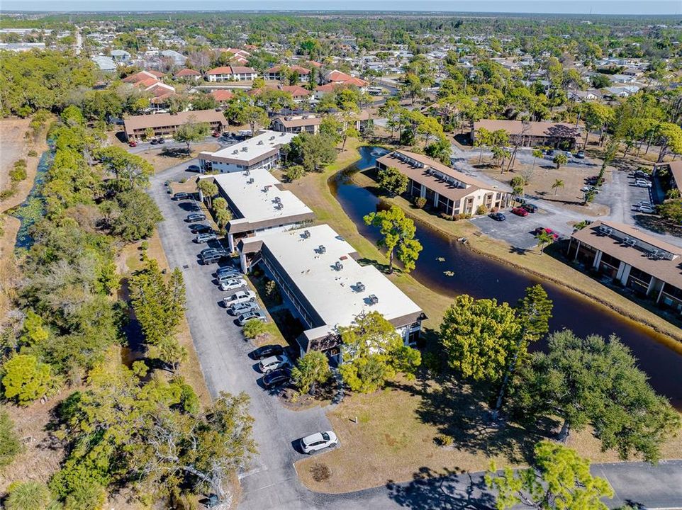 En Venta: $159,900 (2 camas, 2 baños, 946 Pies cuadrados)