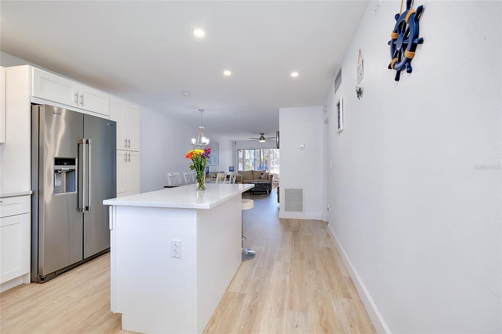 En Venta: $159,900 (2 camas, 2 baños, 946 Pies cuadrados)