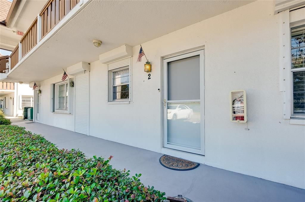 En Venta: $159,900 (2 camas, 2 baños, 946 Pies cuadrados)