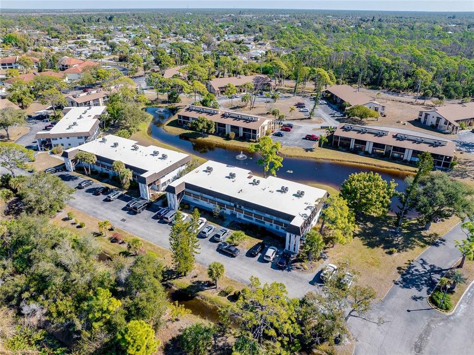 En Venta: $159,900 (2 camas, 2 baños, 946 Pies cuadrados)