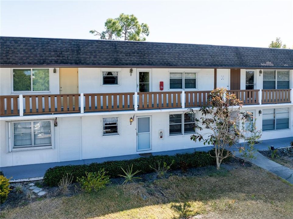 En Venta: $159,900 (2 camas, 2 baños, 946 Pies cuadrados)