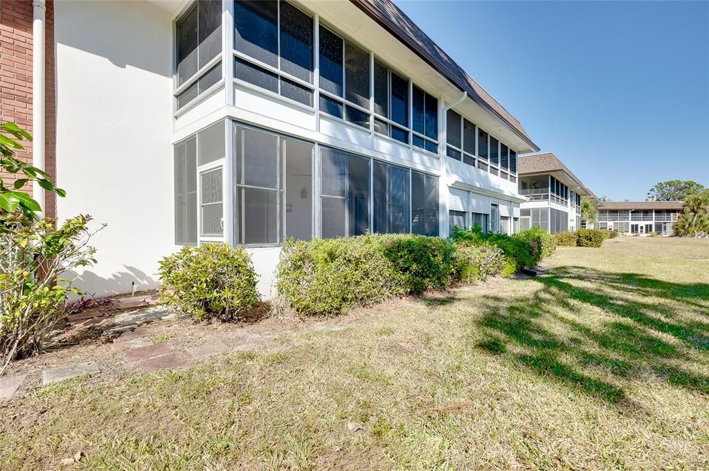 En Venta: $159,900 (2 camas, 2 baños, 946 Pies cuadrados)