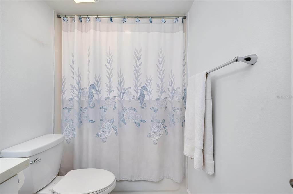 En Venta: $159,900 (2 camas, 2 baños, 946 Pies cuadrados)