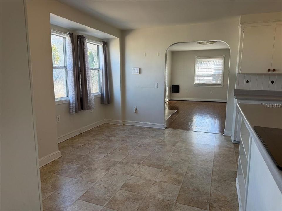 For Sale: $374,900 (0 beds, 0 baths, 2097 Square Feet)