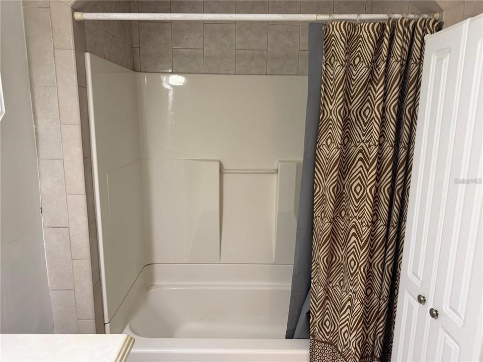 For Sale: $374,900 (0 beds, 0 baths, 2097 Square Feet)