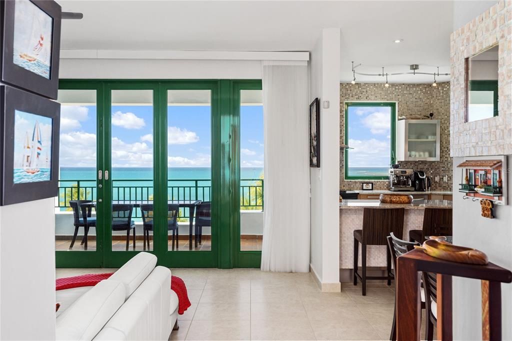 For Sale: $1,495,000 (2 beds, 2 baths, 1646 Square Feet)