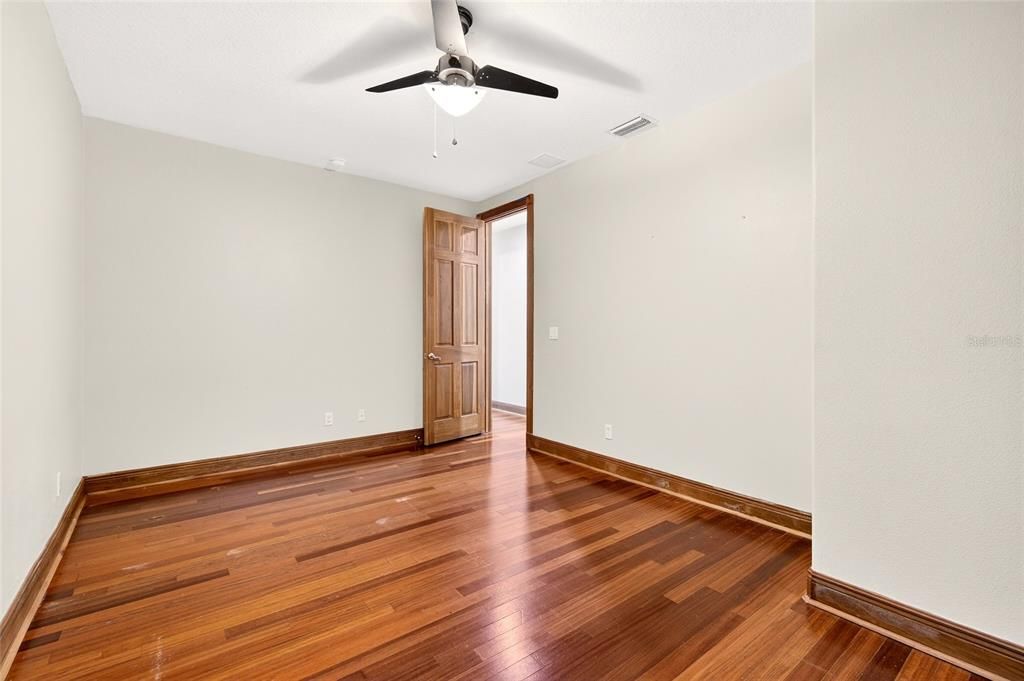 En Venta: $899,900 (5 camas, 4 baños, 4106 Pies cuadrados)