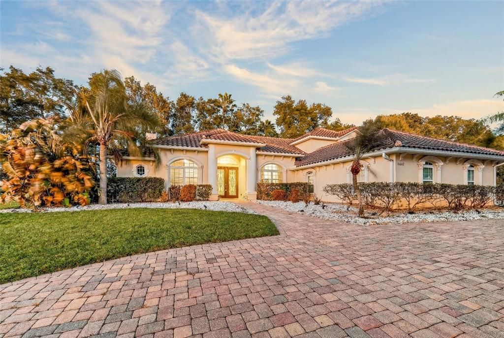 En Venta: $899,900 (5 camas, 4 baños, 4106 Pies cuadrados)