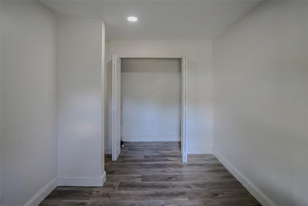 For Sale: $419,900 (5 beds, 3 baths, 2617 Square Feet)