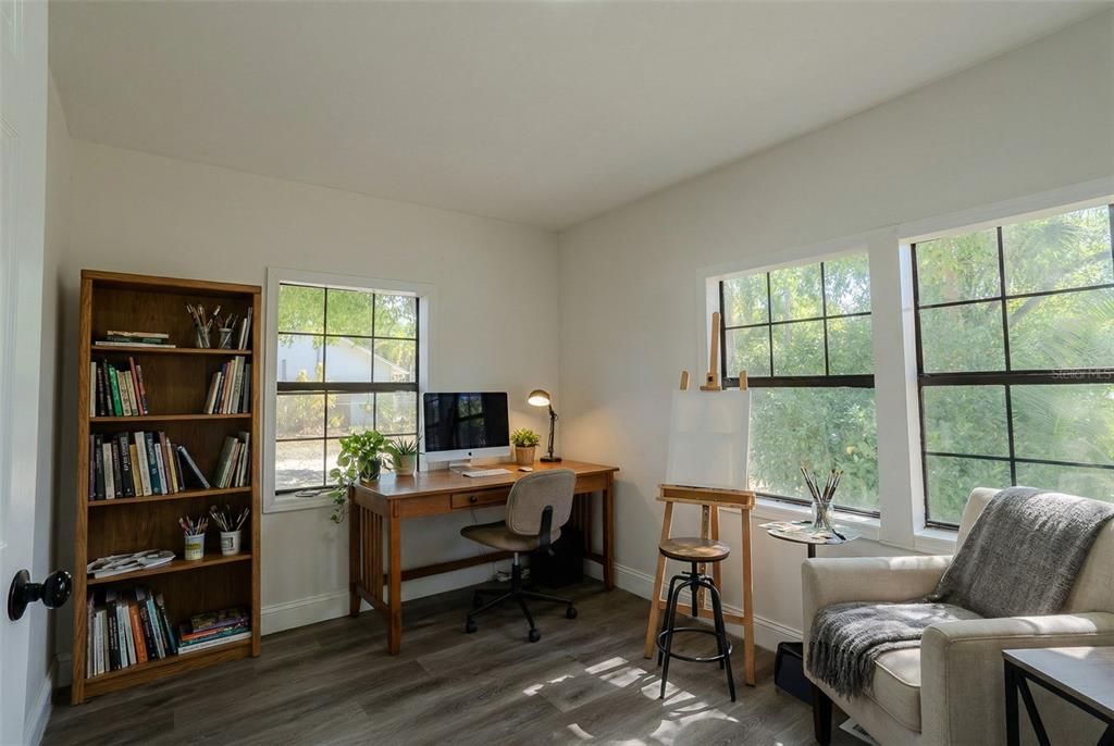 For Sale: $419,900 (5 beds, 3 baths, 2617 Square Feet)