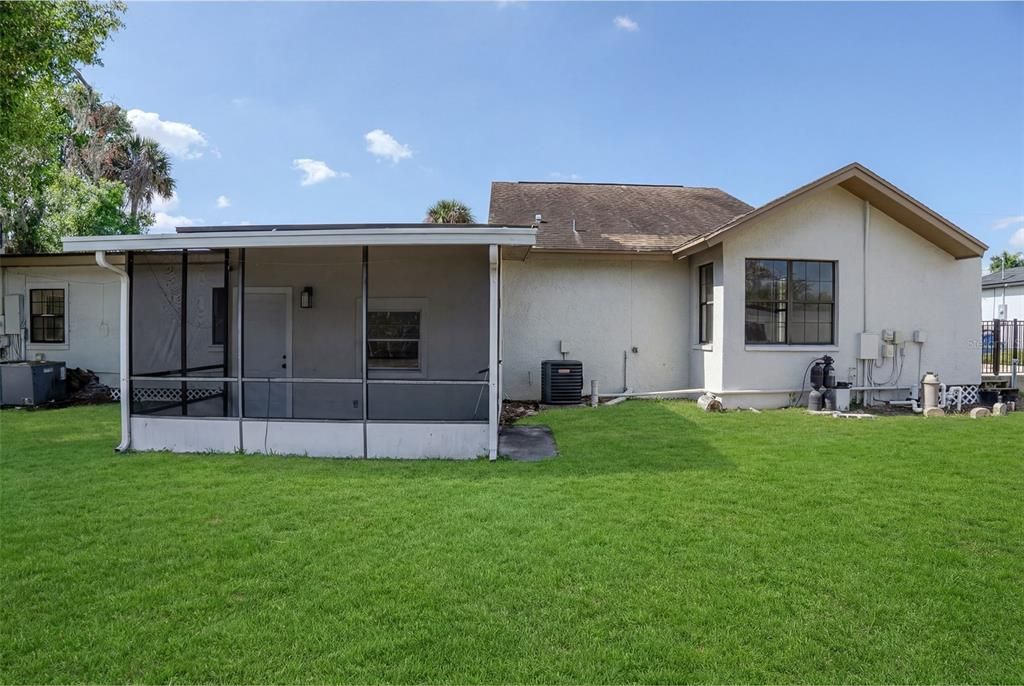 For Sale: $419,900 (5 beds, 3 baths, 2617 Square Feet)