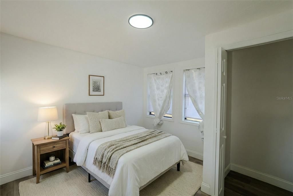 For Sale: $419,900 (5 beds, 3 baths, 2617 Square Feet)