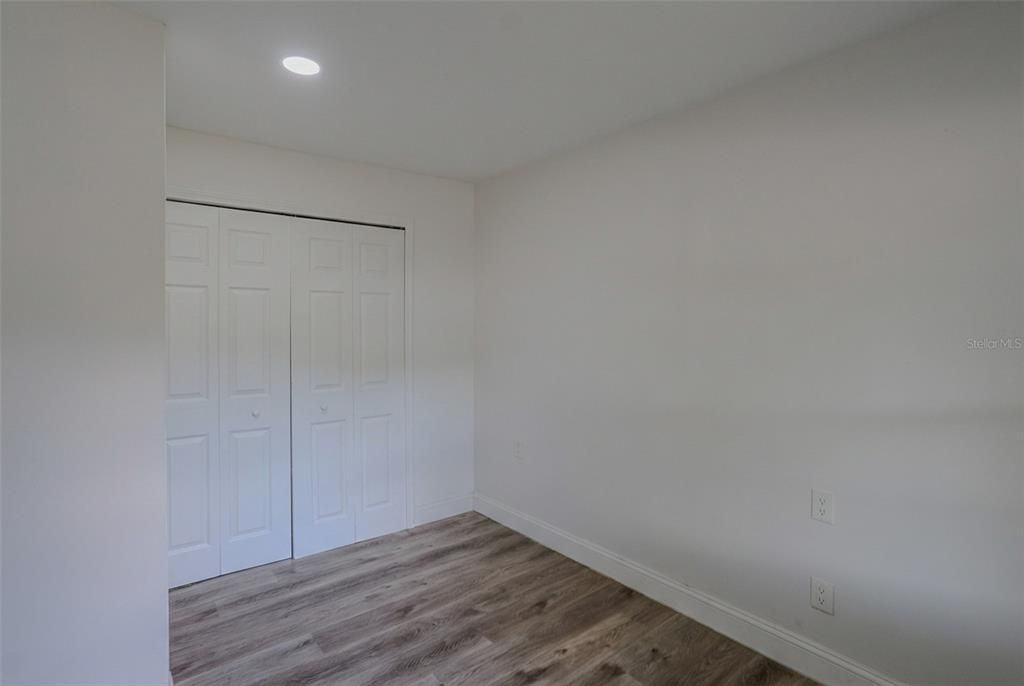 For Sale: $419,900 (5 beds, 3 baths, 2617 Square Feet)