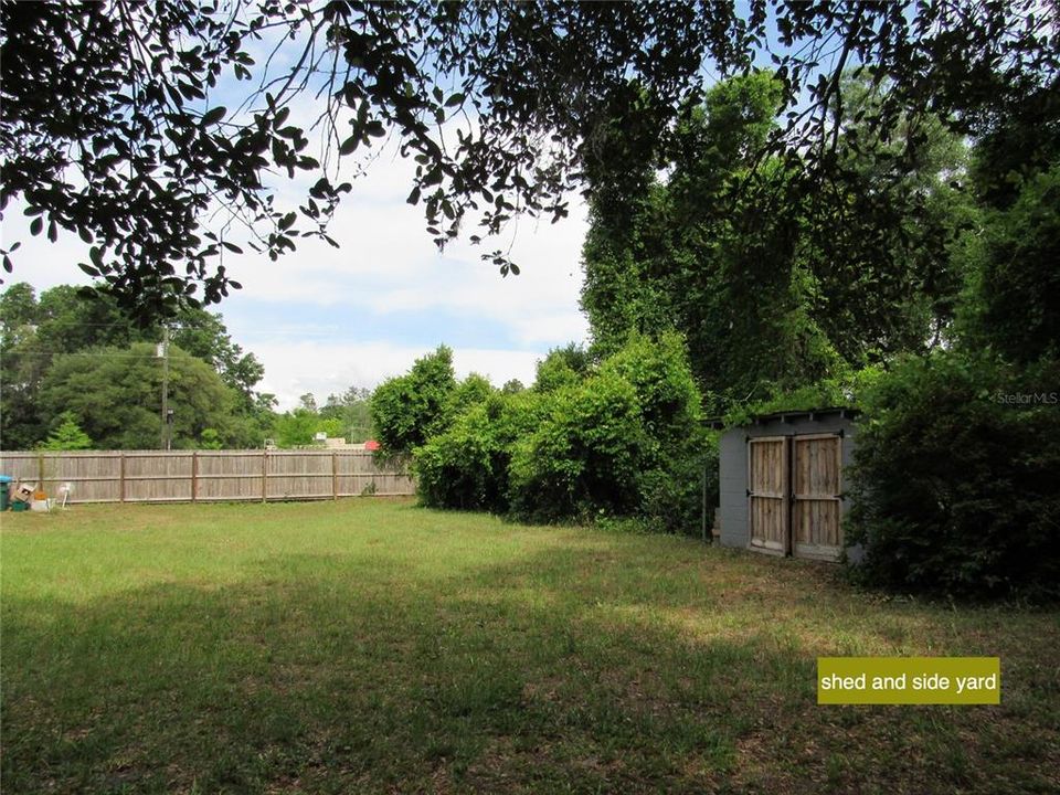 For Sale: $325,000 (3 beds, 2 baths, 1780 Square Feet)