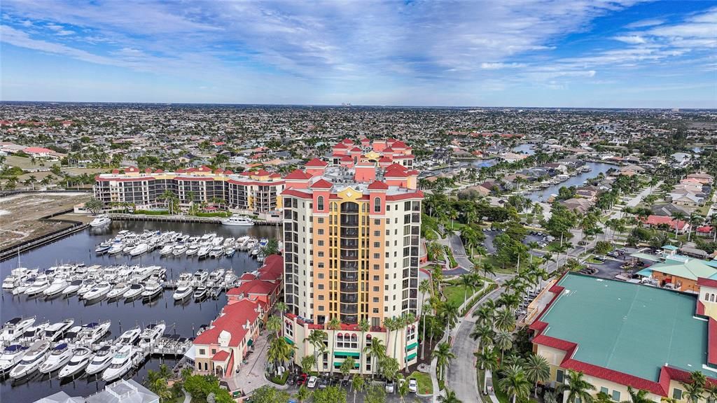 Activo con contrato: $525,000 (3 camas, 2 baños, 1737 Pies cuadrados)