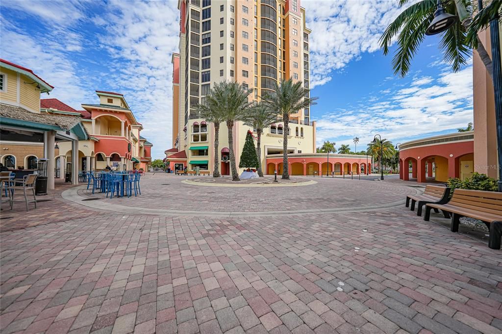 Activo con contrato: $525,000 (3 camas, 2 baños, 1737 Pies cuadrados)