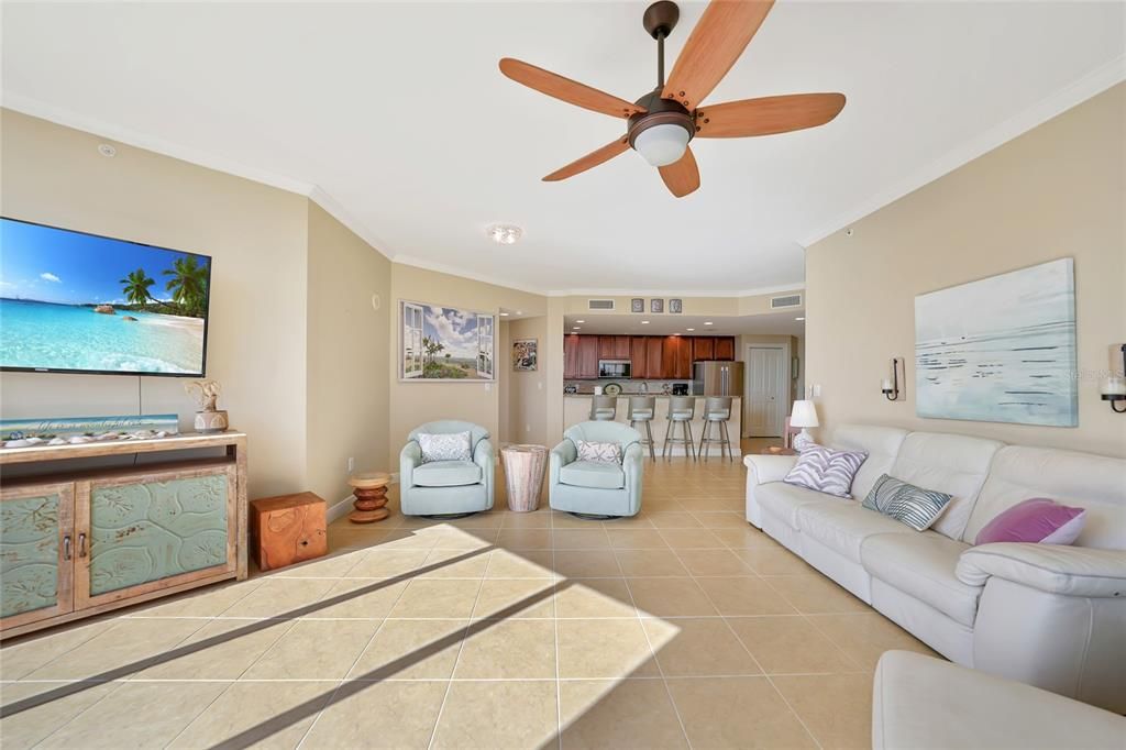 Activo con contrato: $525,000 (3 camas, 2 baños, 1737 Pies cuadrados)