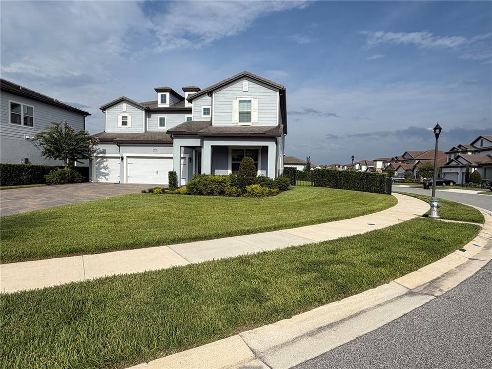 Active With Contract: $1,424,900 (4 beds, 4 baths, 4205 Square Feet)
