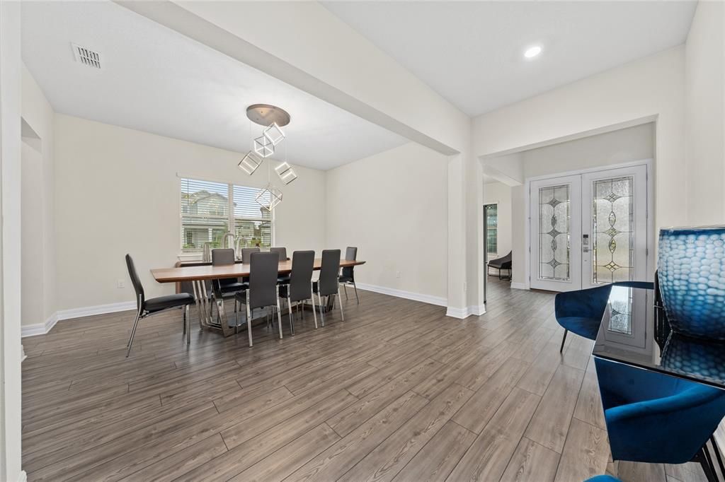 Active With Contract: $1,424,900 (4 beds, 4 baths, 4205 Square Feet)