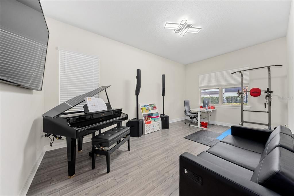 Active With Contract: $1,424,900 (4 beds, 4 baths, 4205 Square Feet)