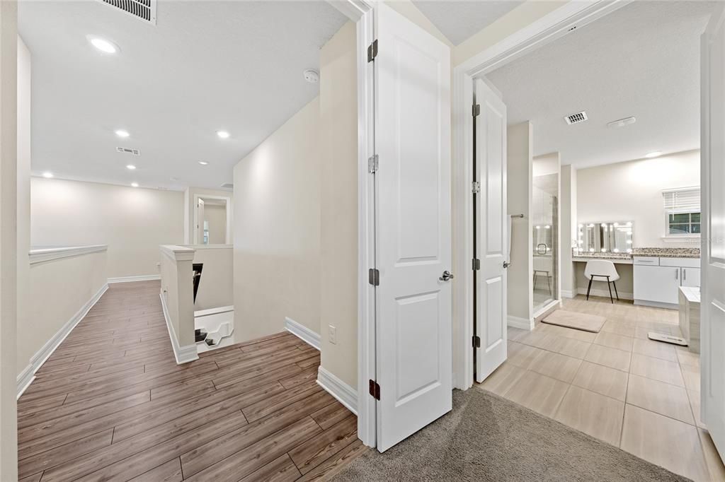 Active With Contract: $1,424,900 (4 beds, 4 baths, 4205 Square Feet)