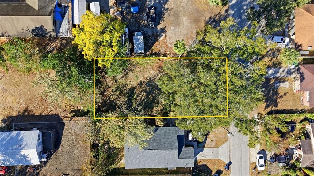 На продажу: $105,000 (0.12 acres)