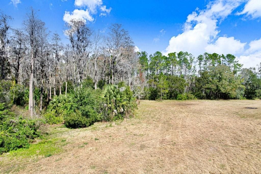 合同活跃: $1,149,900 (5.77 acres)