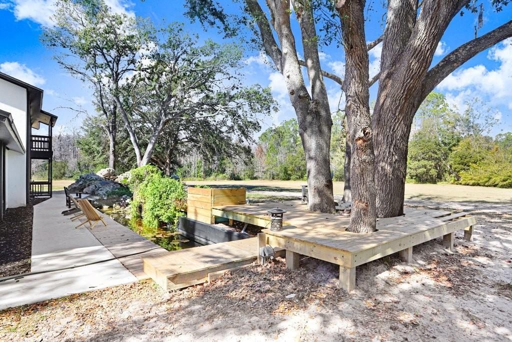 合同活跃: $1,149,900 (5.77 acres)