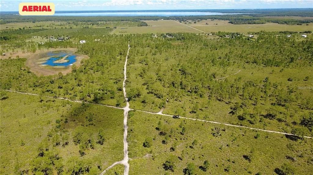 На продажу: $48,000 (2.51 acres)
