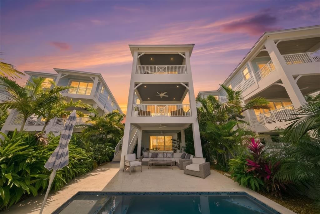 На продажу: $3,695,000 (5 спален, 4 ванн, 2920 Квадратных фут)