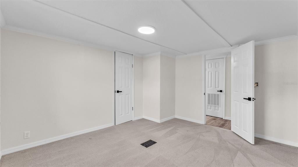 Active With Contract: $219,900 (4 beds, 2 baths, 1830 Square Feet)