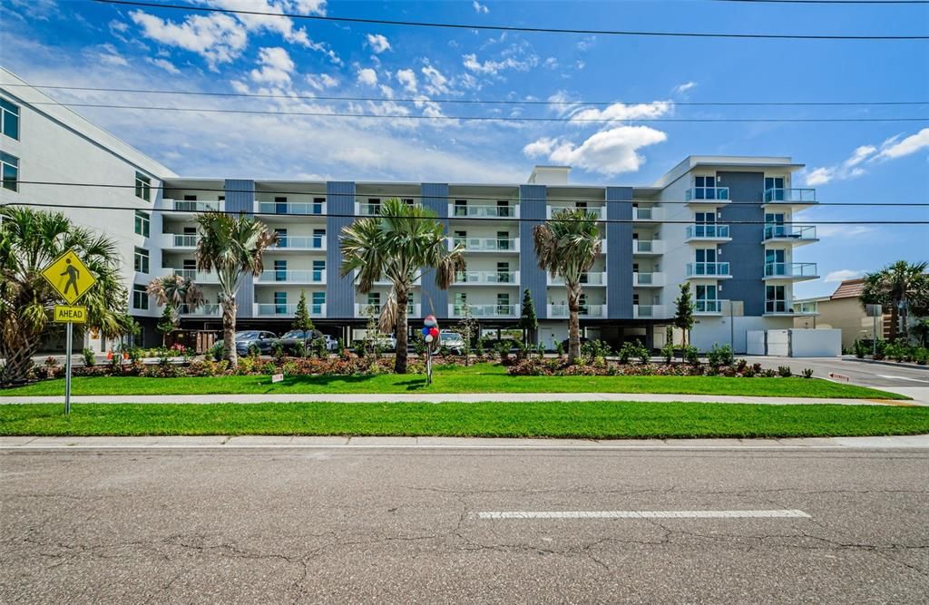 For Rent: $7,500 (3 beds, 2 baths, 1815 Square Feet)