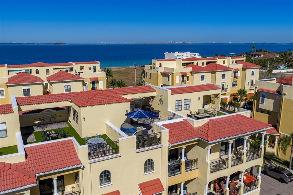 На продажу: $665,000 (5 спален, 3 ванн, 3222 Квадратных фут)