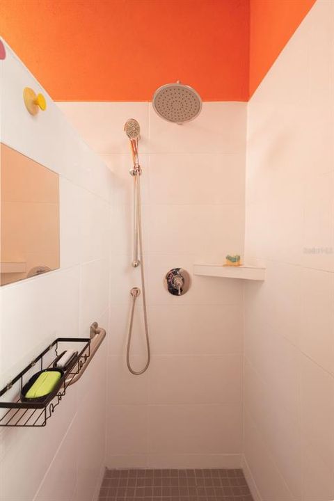 En Venta: $563,000 (3 camas, 3 baños, 2000 Pies cuadrados)