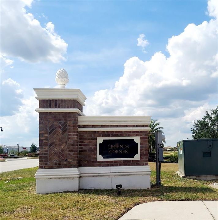 На продажу: $180,000 (0.12 acres)